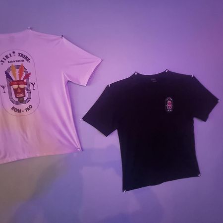 Tiki Tribe Bar & Hostel Тау Экстерьер фото